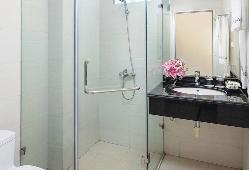 Fotos del hotel New Vision Palace:  13