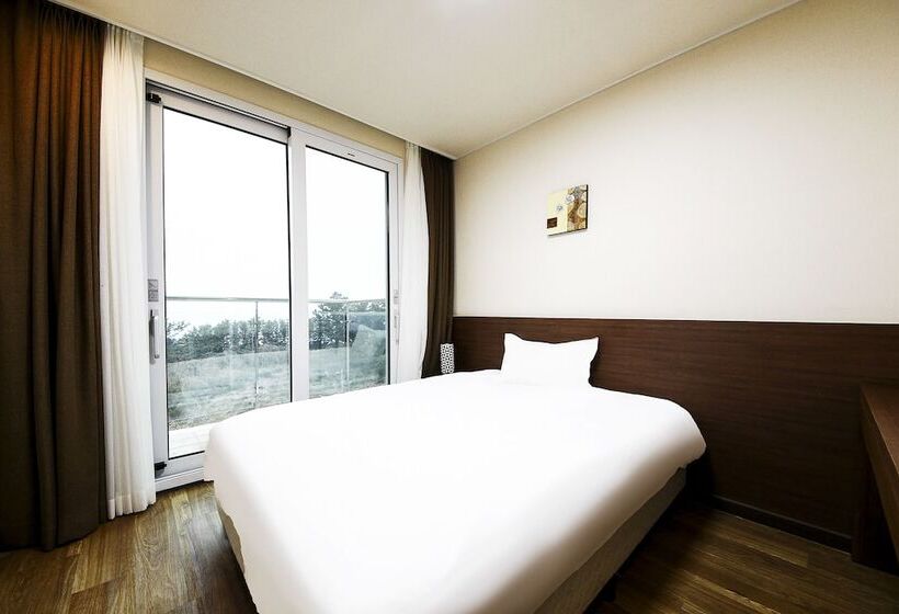 Fotos del hotel Jeju Jungmun Ocean Blue:  4 Fotos del hotel Jeju Jungmun Ocean Blue:  4