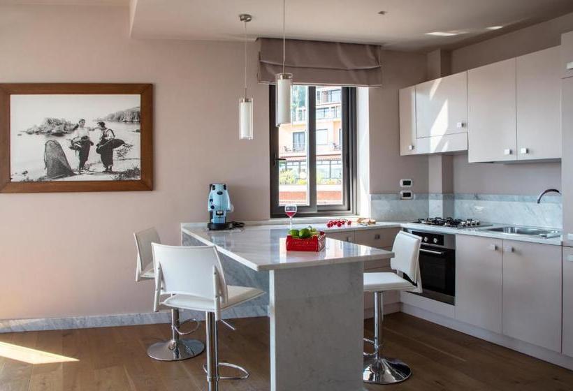 هتل La Fenetre Sur Le Blue