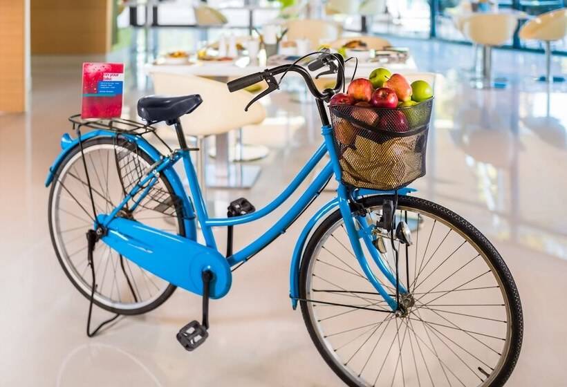 Fotos del hotel Park Inn By Radisson Istanbul Atasehir:  4