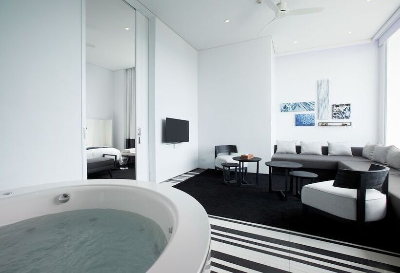 هتل Veranda Pool Suite