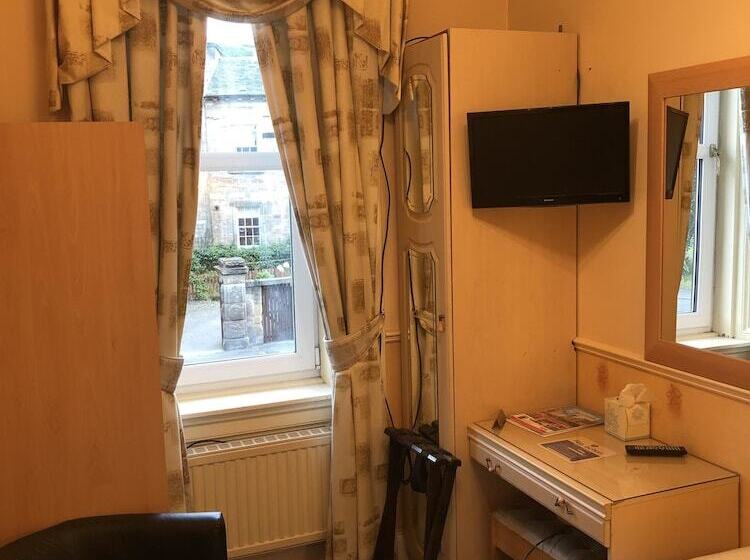 تختخواب و صبحانه Brae Guesthouse