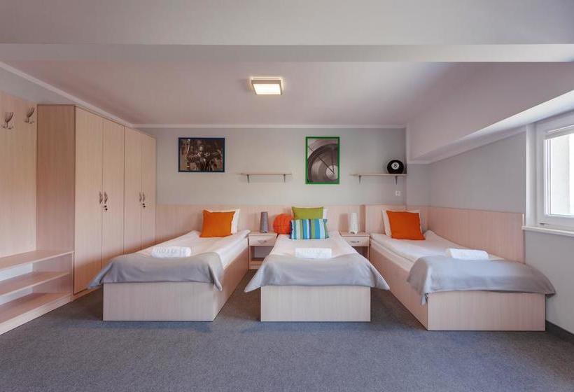 Hostel Rakietka