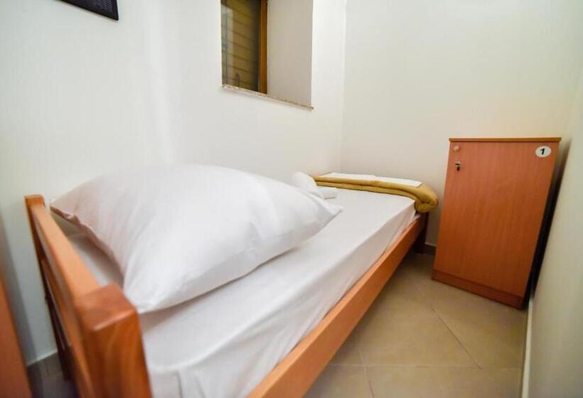 Hostel Sinj