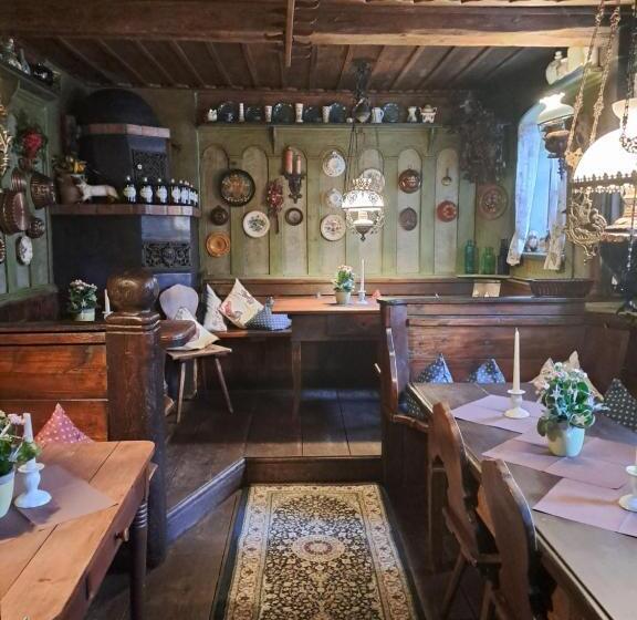 هتل Altfraenkische Weinstube