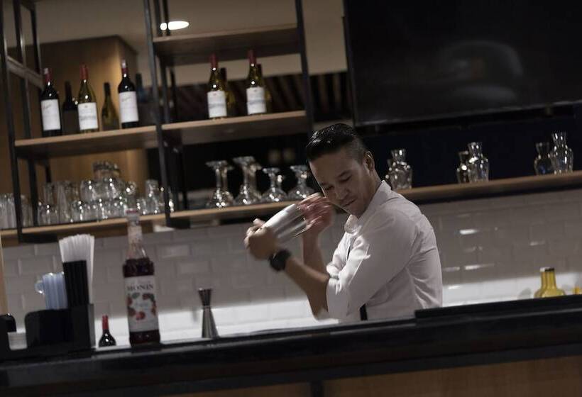 Batiqa Hotel Darmo   Surabaya