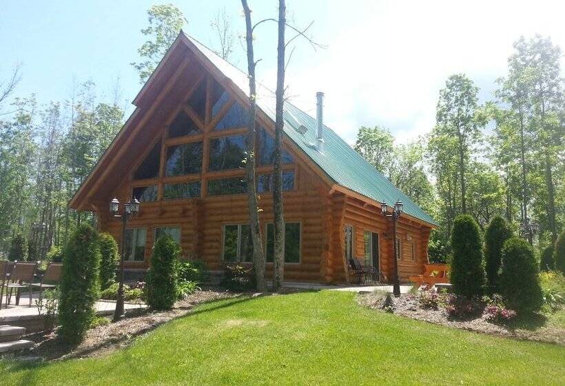 هتل Chalets & Spa Lac Saint Jean