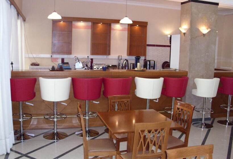 Fotos del hotel Cybele Pefki:  21