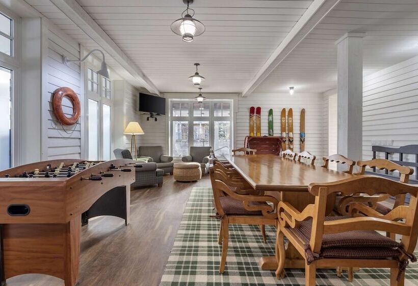 ホテル Hilton Grand Vacations Club Blue Mountain Canada