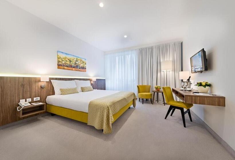 בית מלון כפרי Garden Hill