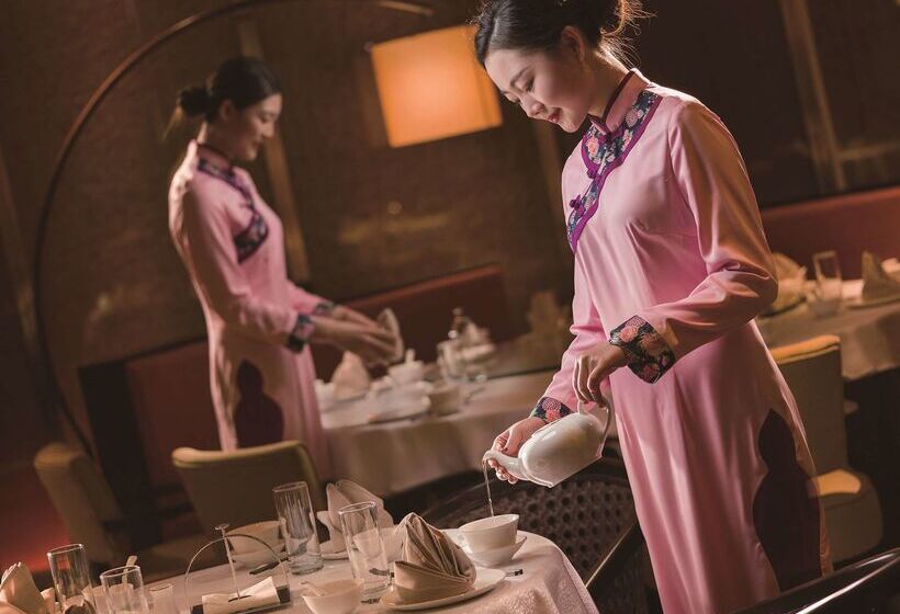 هتل Hilton Shenyang