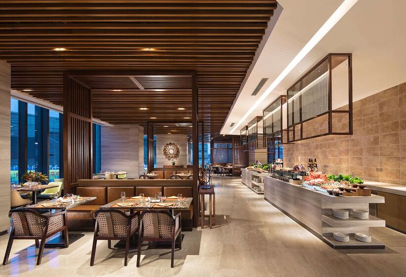 هتل Hilton Shenyang