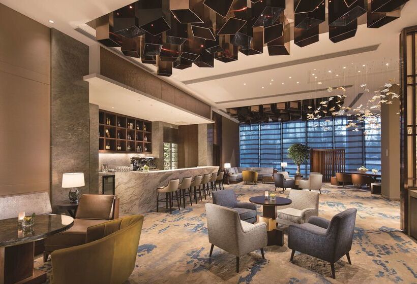 هتل Hilton Shenyang