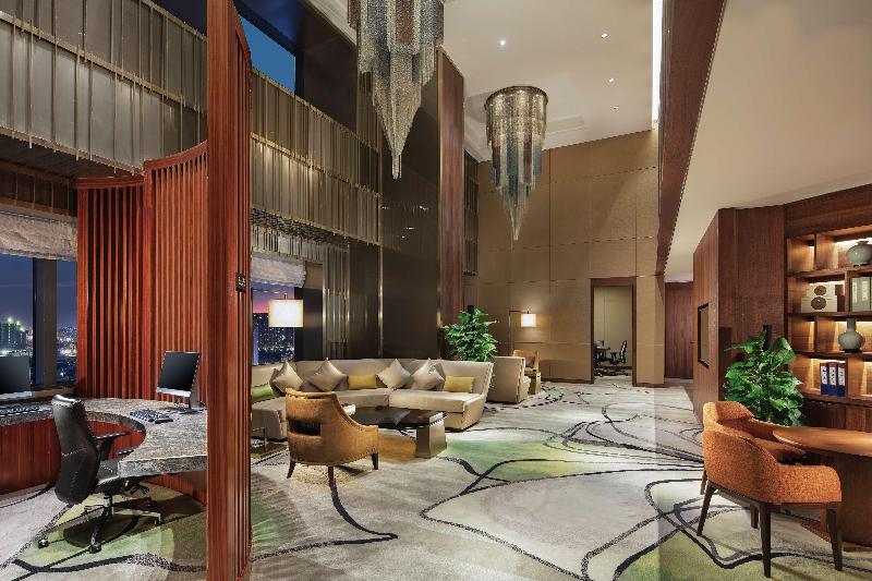 هتل Hilton Shenyang
