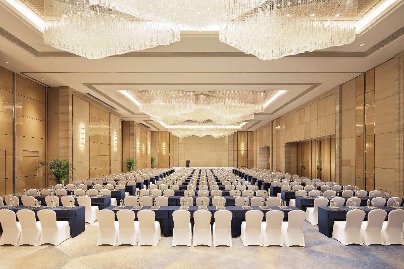 هتل Hilton Shenyang