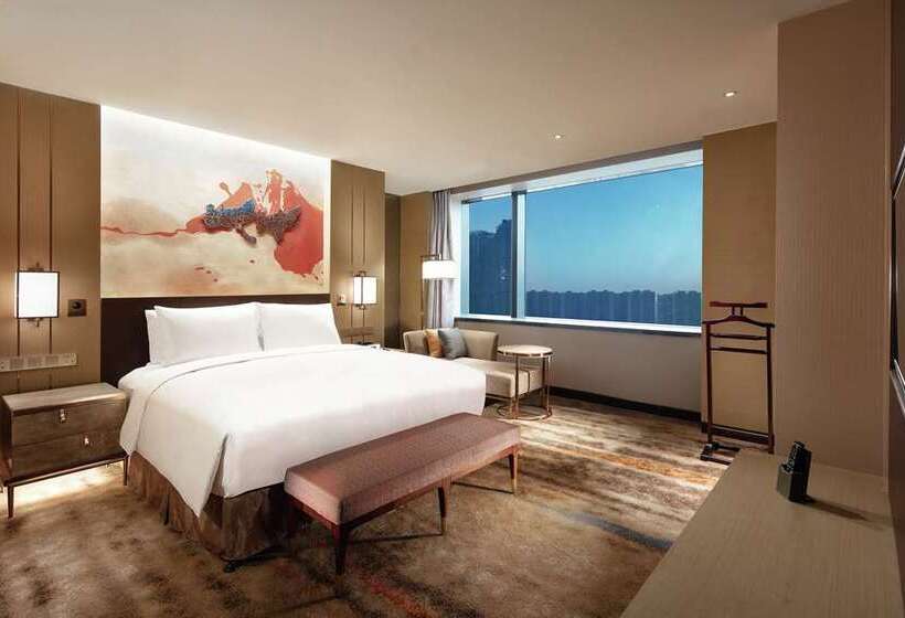 هتل Hilton Shenyang