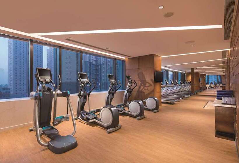 هتل Hilton Shenyang