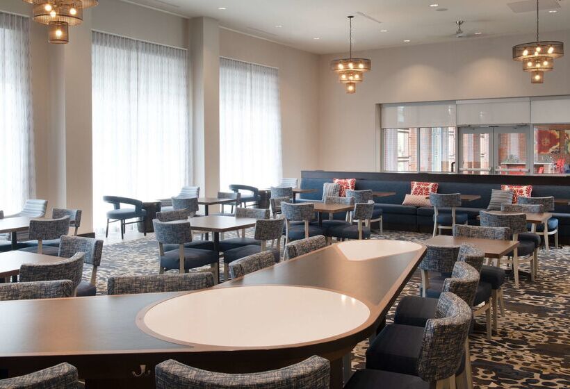 هتل Homewood Suites By Hilton North Charleston