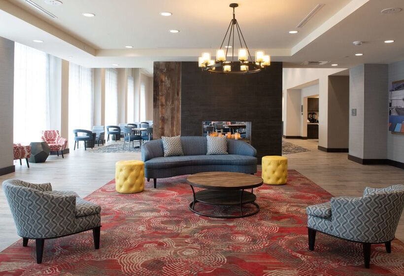 هتل Homewood Suites By Hilton North Charleston