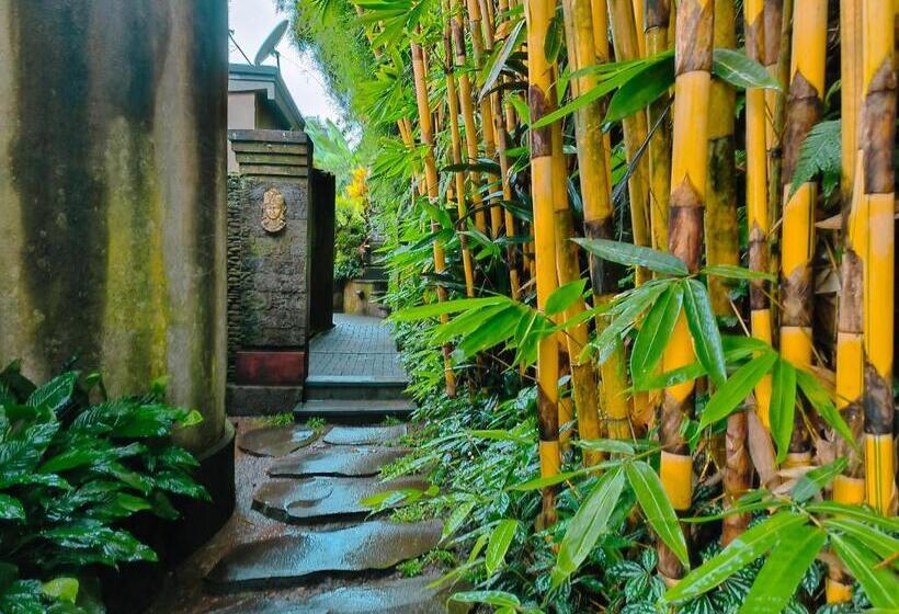 هتل The Iyang Ubud