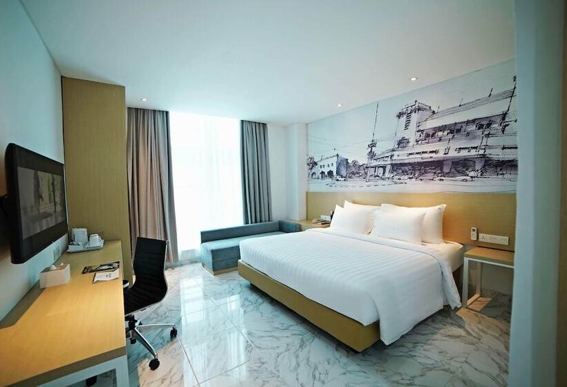 Palm Park Hotel Surabaya