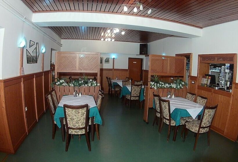 فندق Pansion I Restoran Bijela Ruža