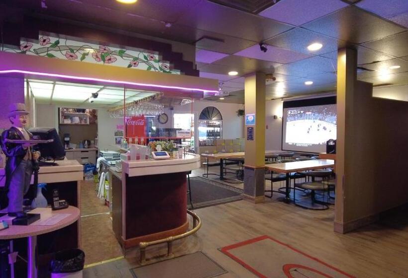 酒店 Sundre Motor Inn