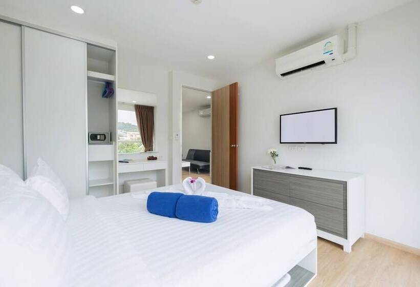 Ozone Condotel Kata Beach By Phr