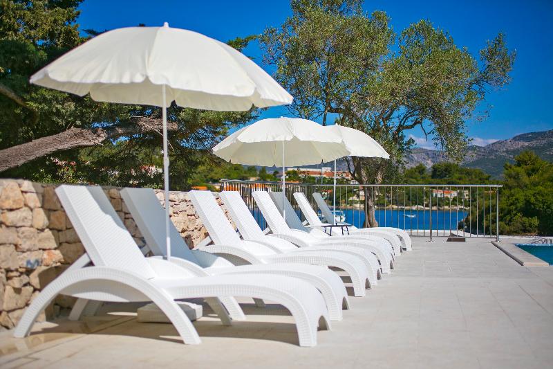 استراحتگاه Aminess Port 9 Hotel & Residence