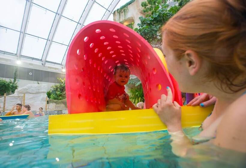 هتل Center Parcs Le Bois Aux Daims
