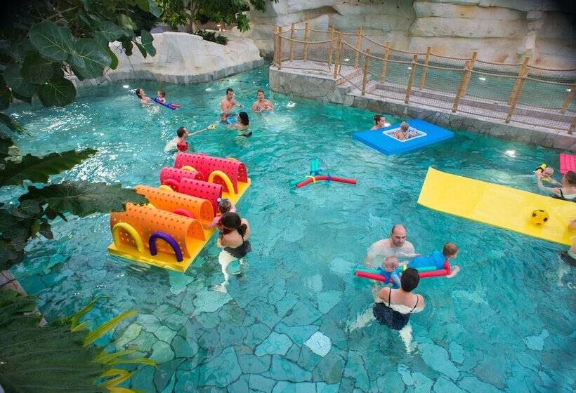 هتل Center Parcs Le Bois Aux Daims
