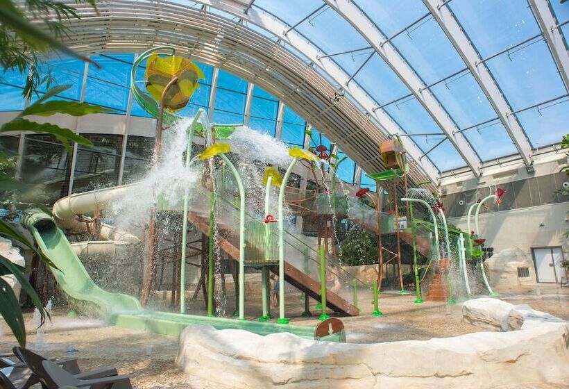 هتل Center Parcs Le Bois Aux Daims