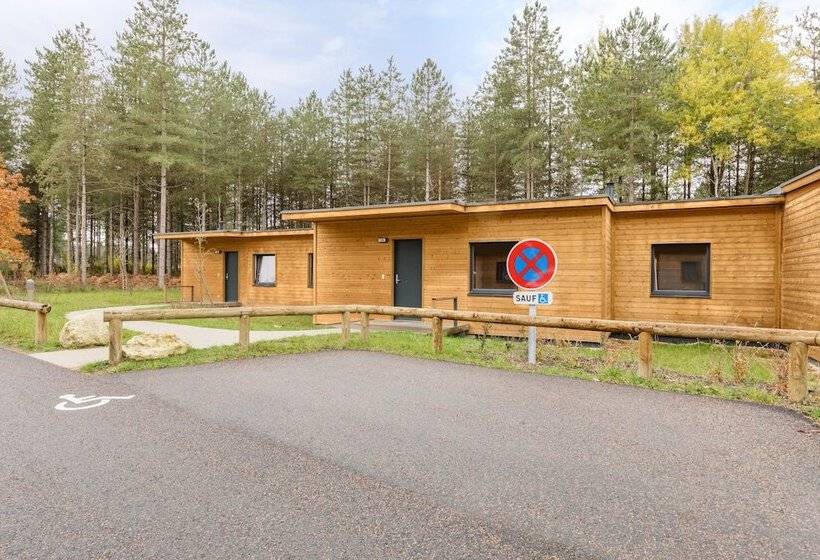 هتل Center Parcs Le Bois Aux Daims