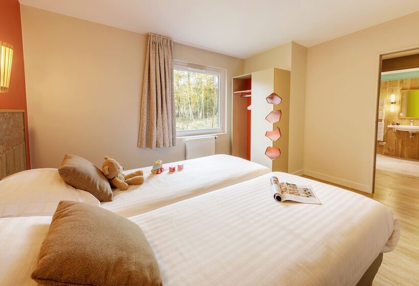 هتل Center Parcs Le Bois Aux Daims