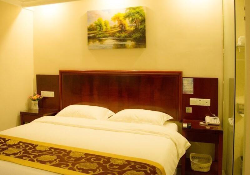 Отель Greentree Inn Shenzhen Huanggang Port South Futian Road Express