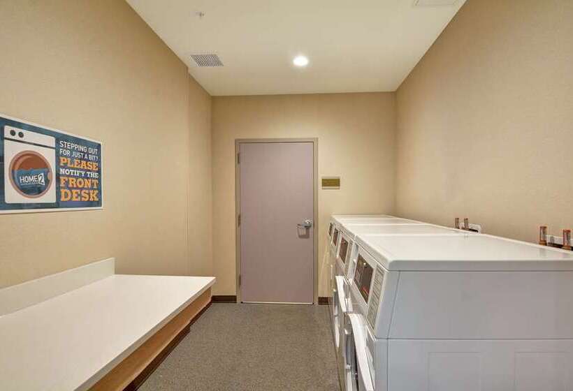 هتل Home2 Suites By Hilton Dayton Vandalia