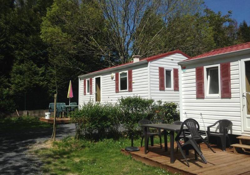 Отель Le Camping Le Ruisseau Des Pyrénées