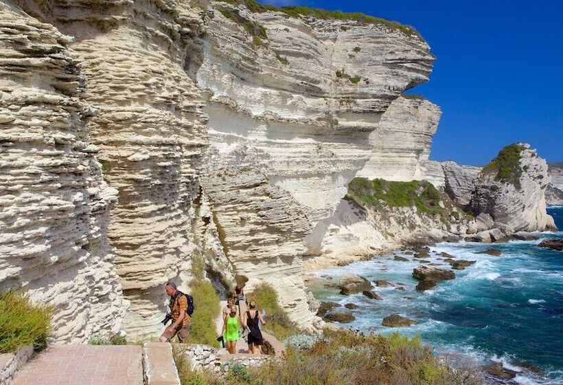 هتل Les Pavillons Du Golfe