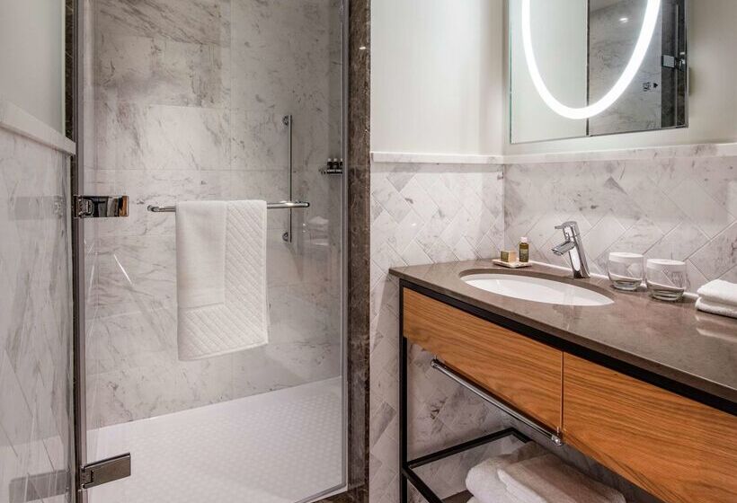 Fotos del hotel Lincoln Plaza London, Curio Collection By Hilton:  42