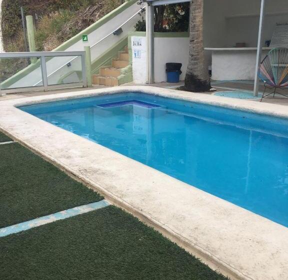 هتل Posada Las Graditas