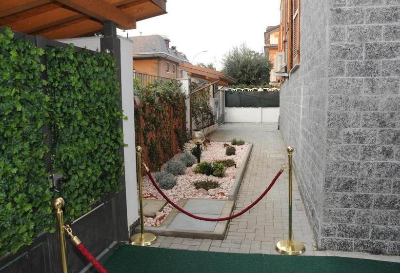 هتل Residenza Segrate Centro Segrate