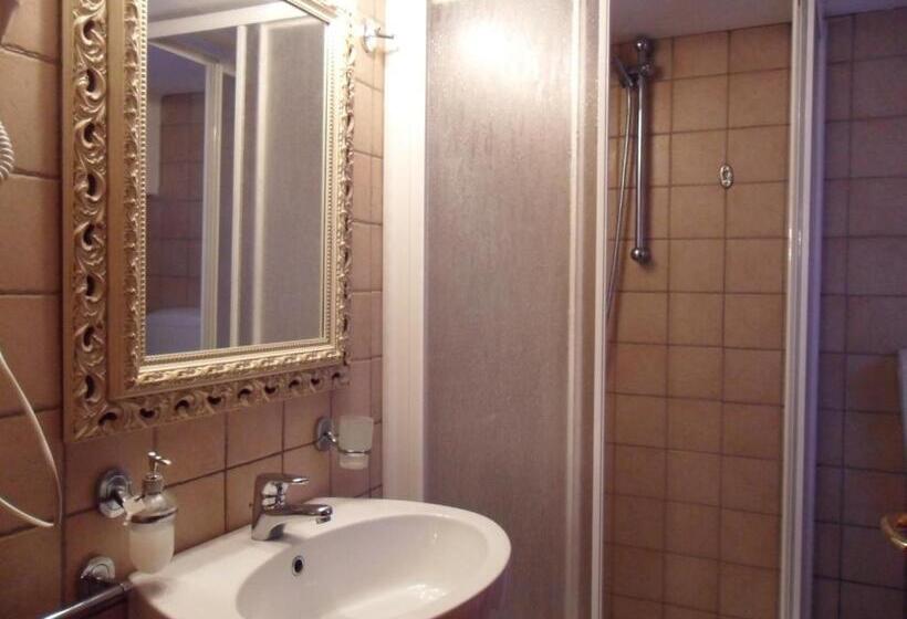 هتل Residenza Segrate Centro Segrate