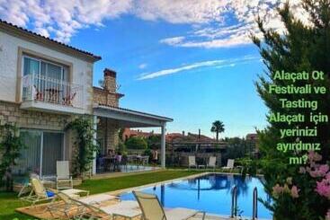 Alacaat Otel