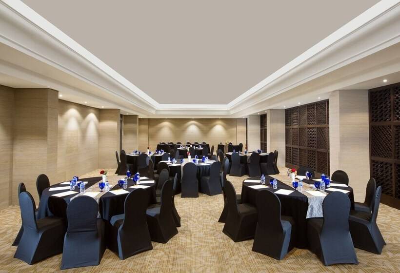Delonix Hotel Karawang