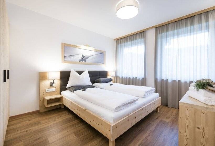 هتل Appartement Suites Berna
