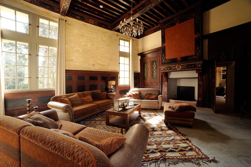 هتل Chateau De Pondres