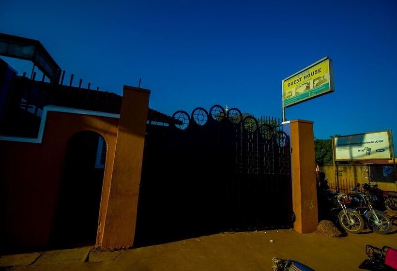 هتل Gorilla African Guest House