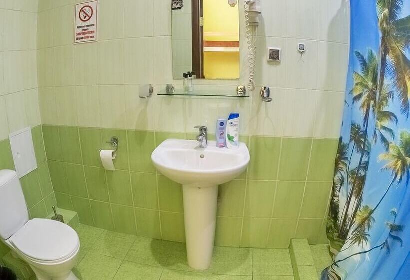 هتل Hostel Absolut