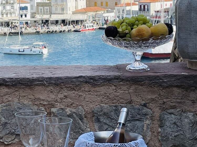 هتل Hydrea Exclusive Hospitality
