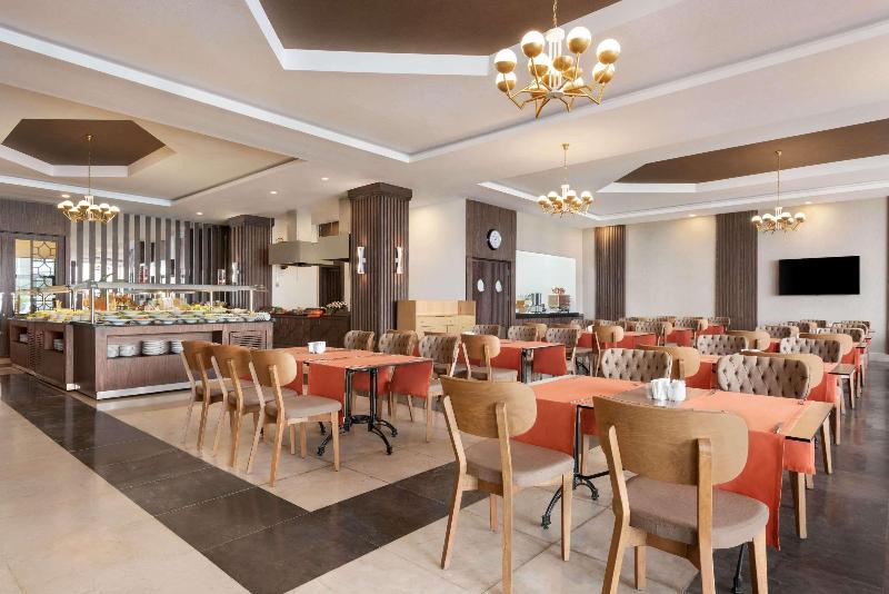 فندق Kalibya World Resort & Spa
